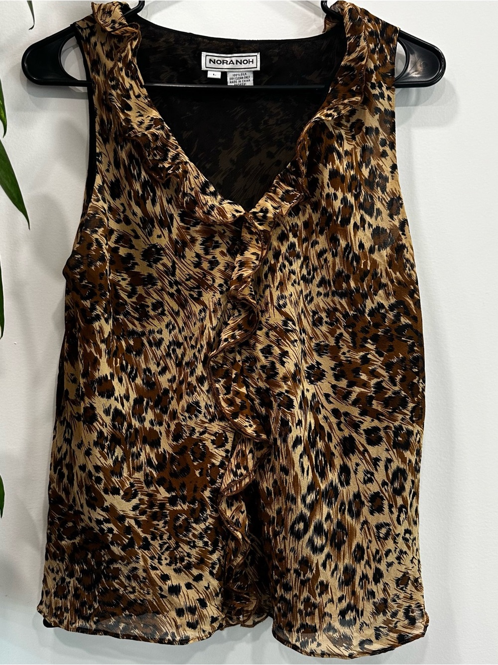 100% Silk Nora Noh Leopard Print Ruffle Blouse Women’s Large Retro Chic Y2K
